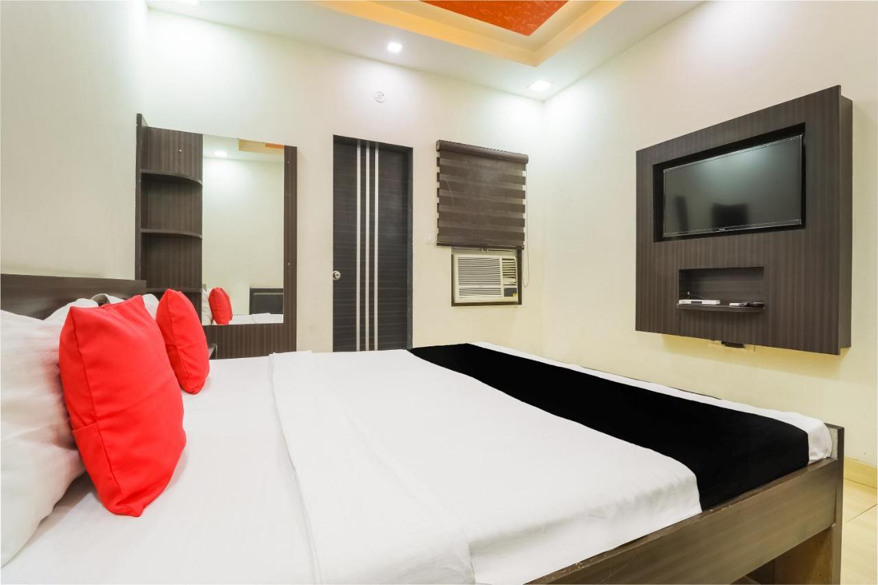 Capital O 15422 Shiva Inn Unnao ภายนอก รูปภาพ