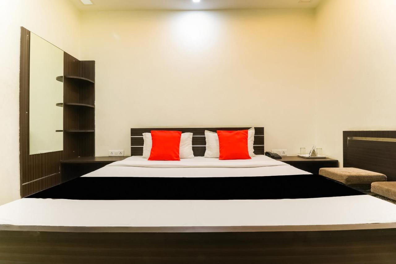 Capital O 15422 Shiva Inn Unnao ภายนอก รูปภาพ