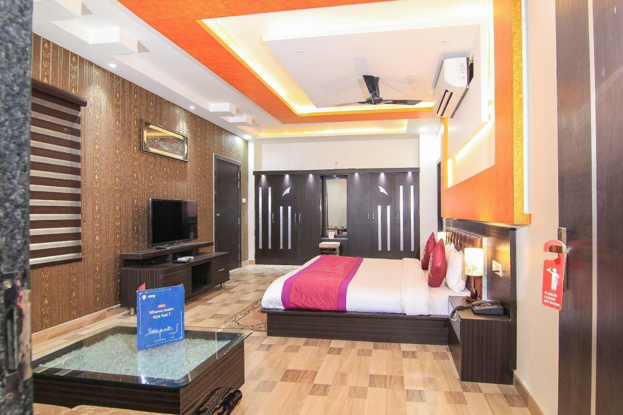 Capital O 15422 Shiva Inn Unnao ภายนอก รูปภาพ